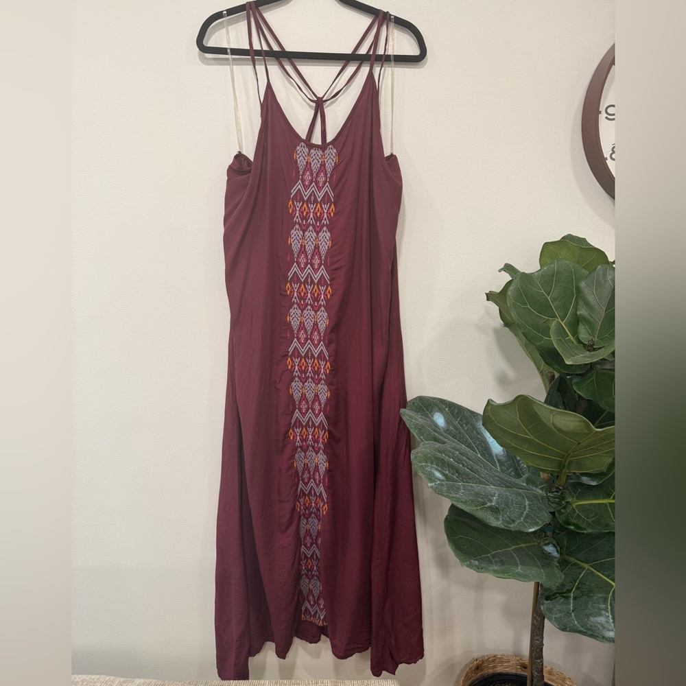 Prana Maroon Maxi Dress with Embroidered Center